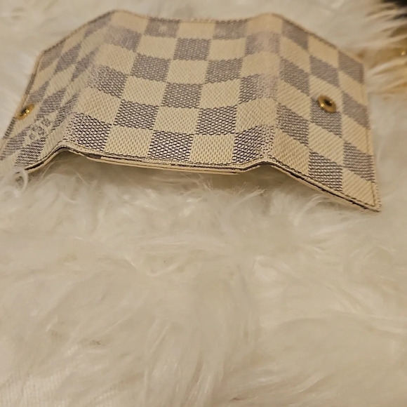 Louis Vuitton Damier Azur 6 Ring Key Case Holder - Picture 8 of 11